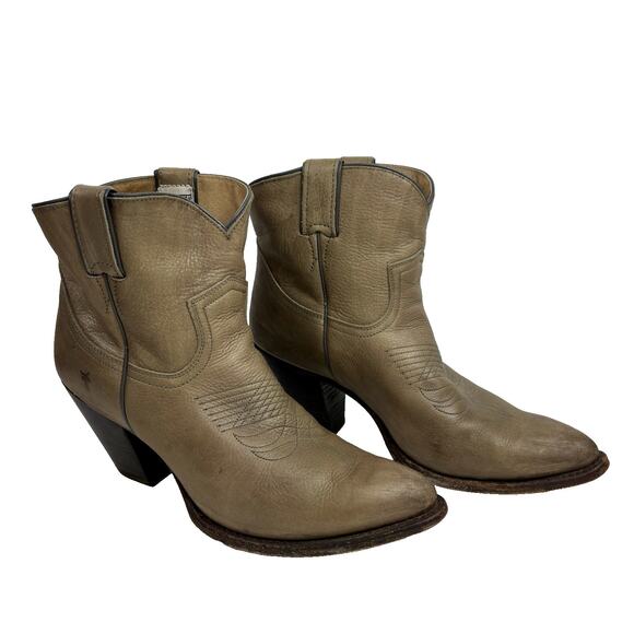 FRYE Billy Western Boot Short Heel Bootie Distressed Sz 10B Light Tan distressed - Picture 1 of 10